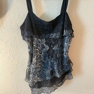 Navy and white patterned top